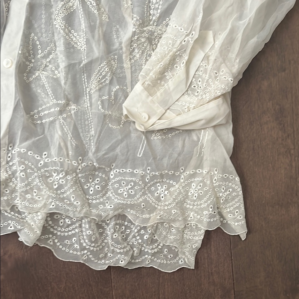 Elegant White Sheer Blouse NWT us size 26/28 - Picture 4 of 5